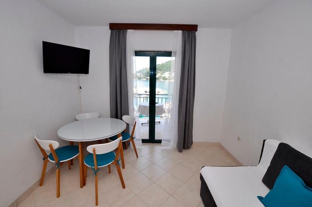 Apartmani More Дрвеник Екстериор снимка