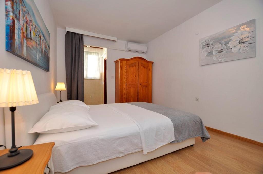 Apartmani More Дрвеник Екстериор снимка
