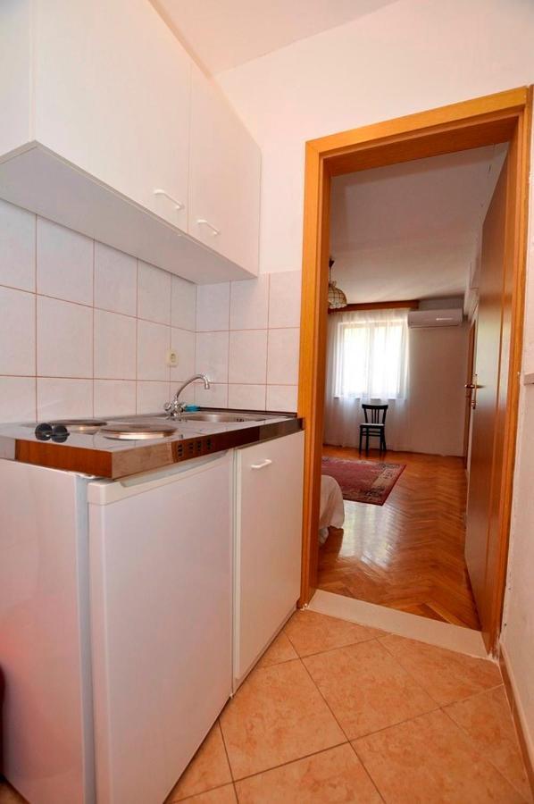 Apartmani More Дрвеник Екстериор снимка