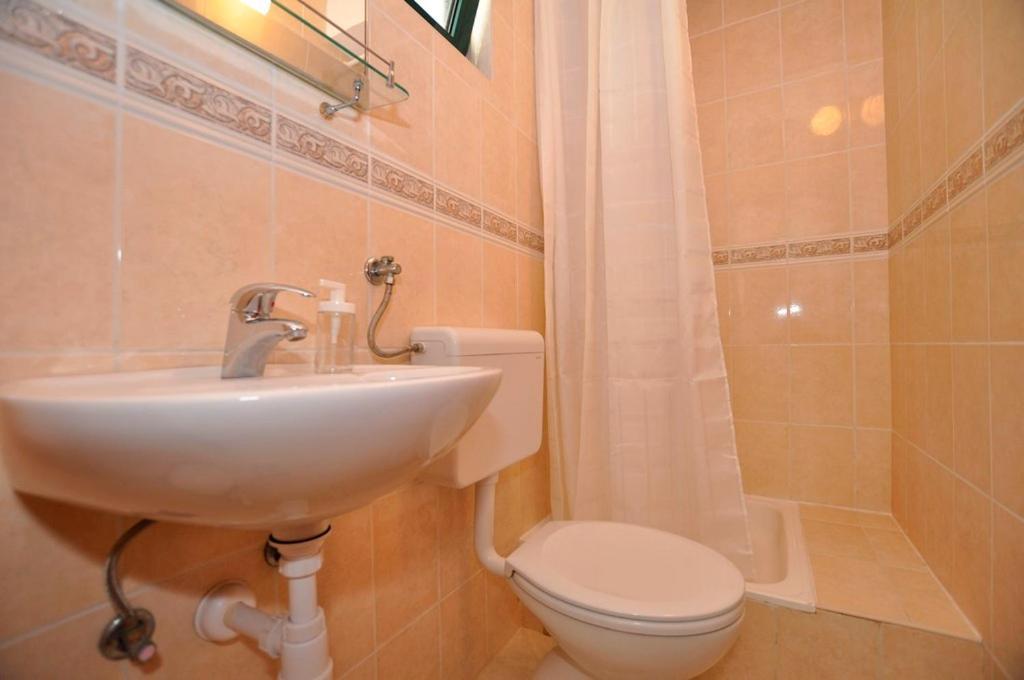Apartmani More Дрвеник Екстериор снимка